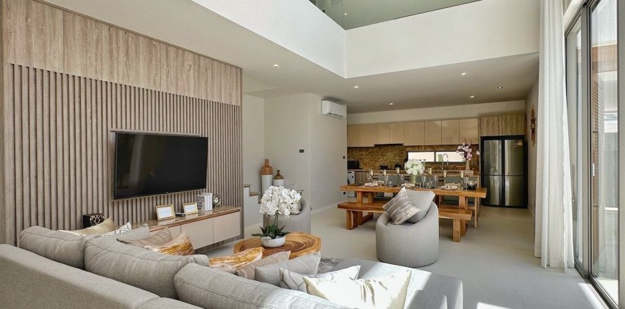 Villa in Phuket, Thailand 3 bedrooms № 154988
