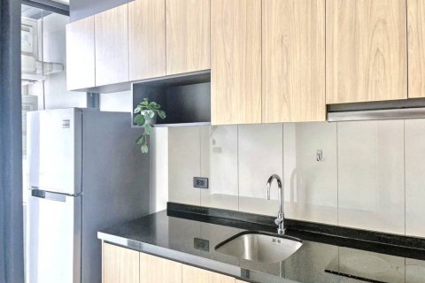 Condo in Bangkok, Thailand, 1 bedroom  № 117235 - photo 7