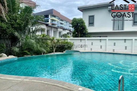 Condominio de 2 dormitorios en Jomtien Beach, Pattaya, Tailandia № 212951 - foto 16