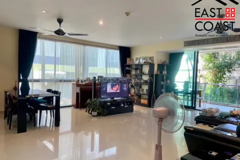 Condominio de 2 dormitorios en Jomtien Beach, Pattaya, Tailandia № 212951 - foto 2