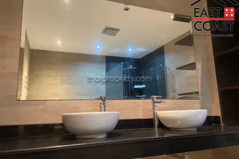 Condominio de 2 dormitorios en Jomtien Beach, Pattaya, Tailandia № 212951 - foto 13