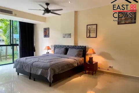 Condominio de 2 dormitorios en Jomtien Beach, Pattaya, Tailandia № 212951 - foto 10