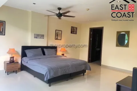 Condominio de 2 dormitorios en Jomtien Beach, Pattaya, Tailandia № 212951 - foto 9
