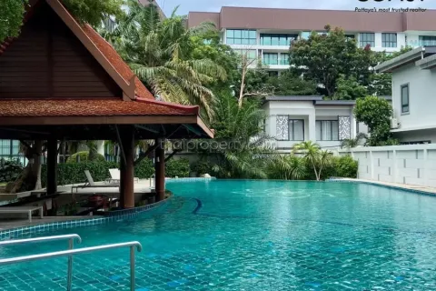 Condominio de 2 dormitorios en Jomtien Beach, Pattaya, Tailandia № 212951 - foto 15