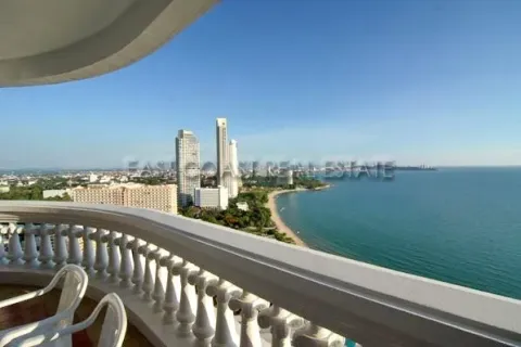 Condominio de 3 dormitorios en Pattaya, Tailandia № 213050 - foto 13
