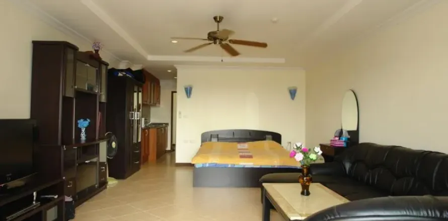 Estudio en el condominio en Pattaya, Tailandia № 213052