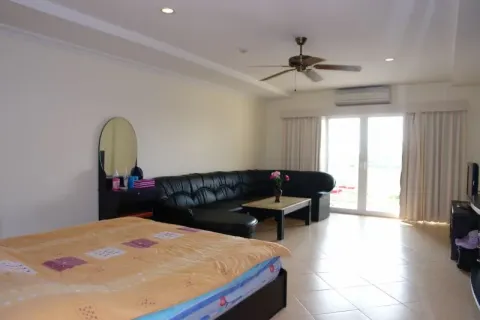 Estudio en el condominio en Pattaya, Tailandia № 213052 - foto 4
