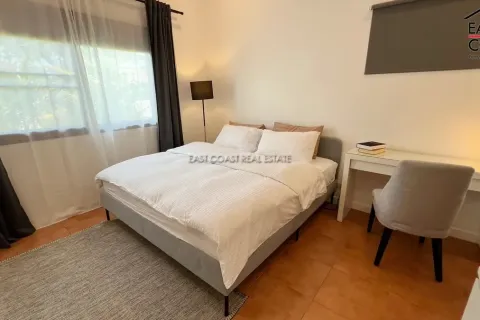 Casa de 5 dormitorios en Pattaya, Tailandia № 213046 - foto 15