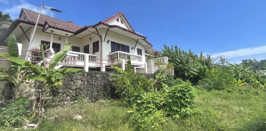 Villa in Phuket, Thailand 4 bedrooms № 147934