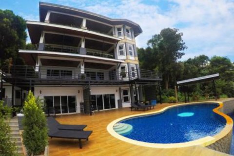 Apartment in Ko Lanta Yai, Thailand 3 bedrooms № 193071