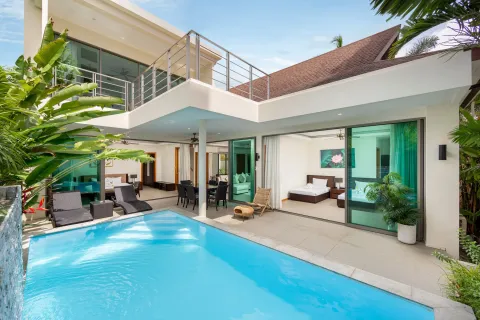 Villa in Phuket, Thailand 3 bedrooms № 151620 - photo 1