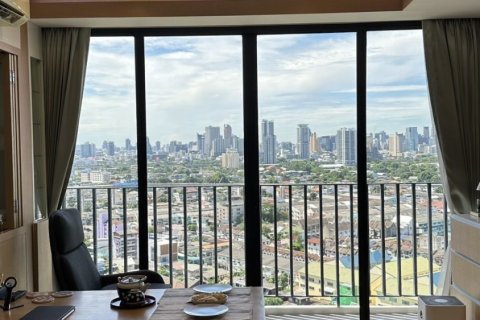 Кондоминиум с 2 спальнями в Банг Сью, Бангкок, Таиланд № 151626 - фото 3