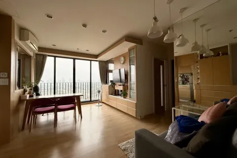 Кондоминиум с 2 спальнями в Банг Сью, Бангкок, Таиланд № 151626 - фото 2