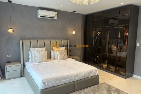 Estudio en Pattaya, Tailandia № 209742 - foto 25