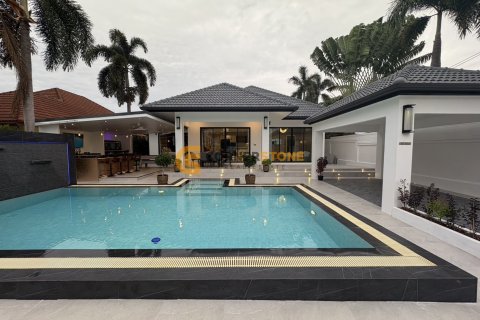 Estudio en Pattaya, Tailandia № 209742 - foto 28