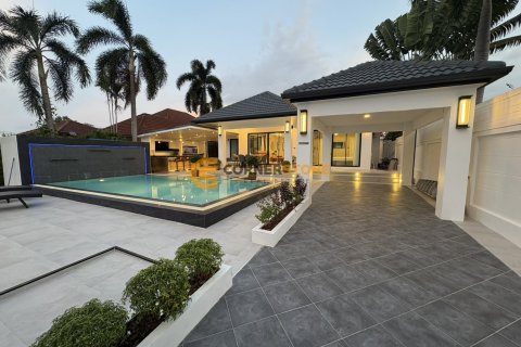 Estudio en Pattaya, Tailandia № 209742 - foto 27