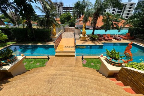 Studio dans le Condo sur Jomtien Beach, Pattaya, Thaïlande  № 209745 - photo 23