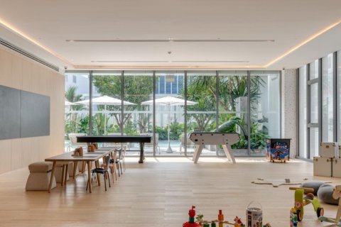 Condo in Bangkok, Thailand, 3 bedrooms  № 180708 - photo 14