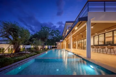 Villa in Chiang Mai, Thailand 5 bedrooms № 162769 - photo 16