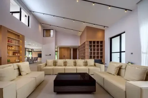 Villa in Chiang Mai, Thailand 5 bedrooms № 162769 - photo 8