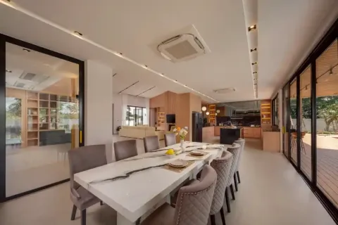 Villa in Chiang Mai, Thailand 5 bedrooms № 162769 - photo 3