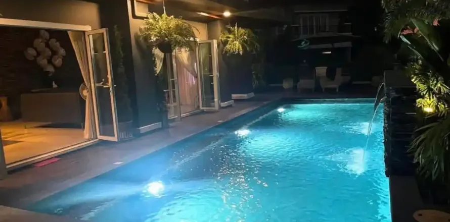 Villa in Chiang Mai, Thailand 4 bedrooms № 162766