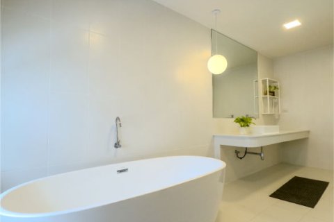 House in Chiang Mai, Thailand 4 bedrooms № 162764 - photo 14