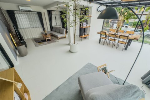 House in Chiang Mai, Thailand 4 bedrooms № 162764 - photo 3