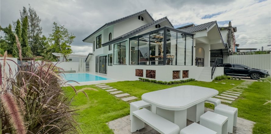 Дом в Чиангмае, Таиланд с 4 спальнями  № 162764