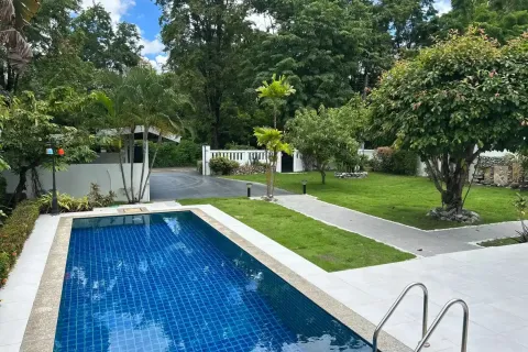 Villa in Chiang Mai, Thailand 4 bedrooms № 162765 - photo 19