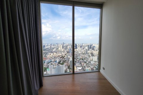 Кондоминиум с 3 спальнями в Кхлонг Сане, Бангкок, Таиланд № 133818 - фото 12