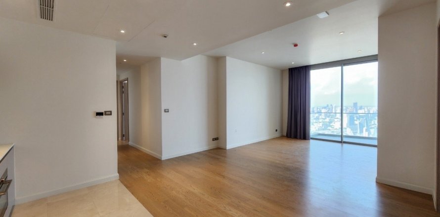 Кондоминиум с 3 спальнями в Кхлонг Сане, Бангкок, Таиланд № 133818