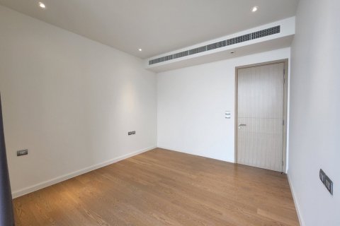 Кондоминиум с 3 спальнями в Кхлонг Сане, Бангкок, Таиланд № 133818 - фото 16