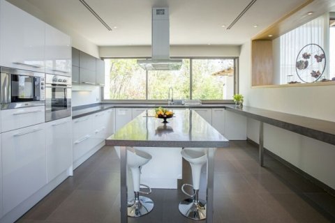 Villa in Phuket, Thailand 5 bedrooms № 168866 - photo 12