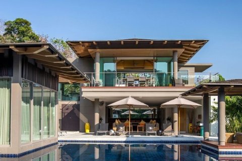 Villa in Phuket, Thailand 5 bedrooms № 168866
