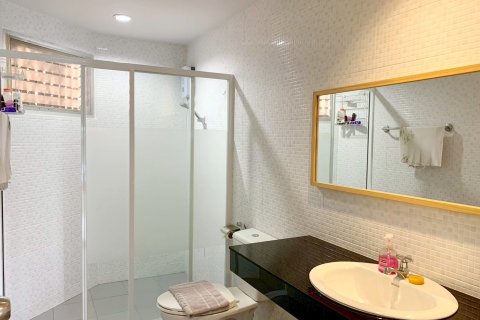 House in Klaeng, Thailand 3 bedrooms № 168862 - photo 19