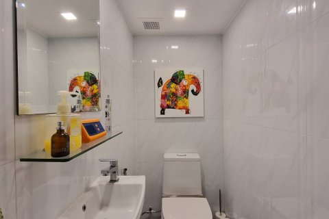 Condo in Kathu, Thailand, 2 bedrooms  № 168861 - photo 23