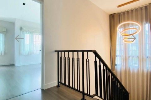 House in Saphan Sung, Bangkok, Thailand 4 bedrooms № 168863 - photo 28