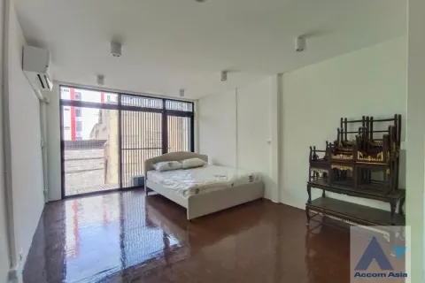 Haus in Yan Nawa, Bangkok, Thailand 1 Schlafzimmer № 216187 - Foto 13