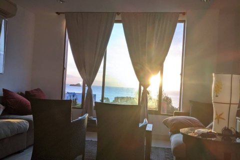 Кондоминиум с 3 спальнями в Хуа Хине, Таиланд № 149010 - фото 14