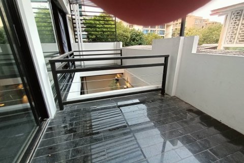 Таунхаус в Ваттхане, Бангкок, Таиланд с 4 спальнями  № 160868 - фото 21