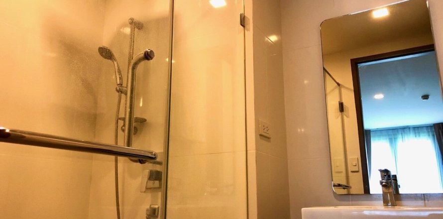 Студия в кондо в Клонг Тоэй, Бангкок, Таиланд № 160866