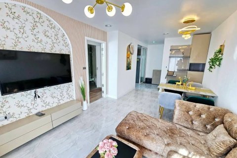 Studio in the Condo in Watthana, Bangkok, Thailand  № 160867