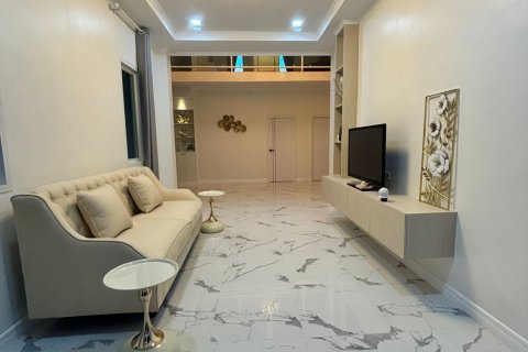 House in Hua Hin, Thailand 3 bedrooms № 160862