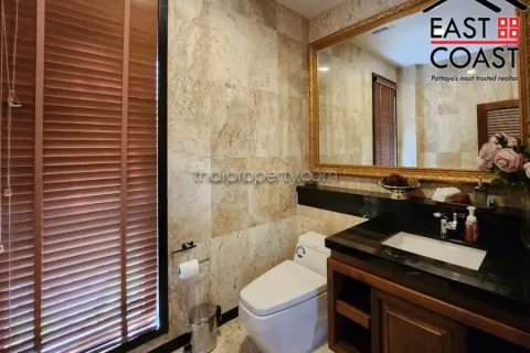 Casa de 4 dormitorios en Pattaya, Tailandia № 213792 - foto 24