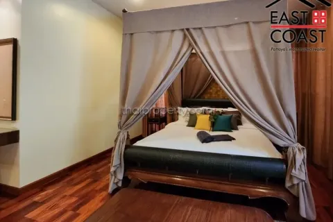 Casa de 4 dormitorios en Pattaya, Tailandia № 213792 - foto 28