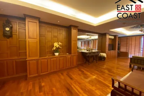 Condominio de 2 dormitorios en Jomtien Beach, Pattaya, Tailandia № 213789 - foto 5