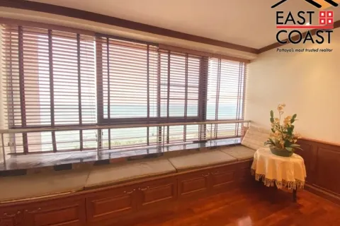 Condominio de 2 dormitorios en Jomtien Beach, Pattaya, Tailandia № 213789 - foto 17