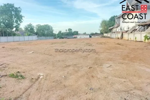 Terreno en Pattaya, Tailandia № 213794