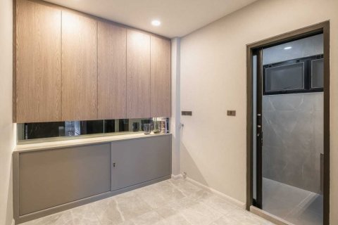 Кондоминиум с 3 спальнями в Бангне, Бангкок, Таиланд № 170476 - фото 10